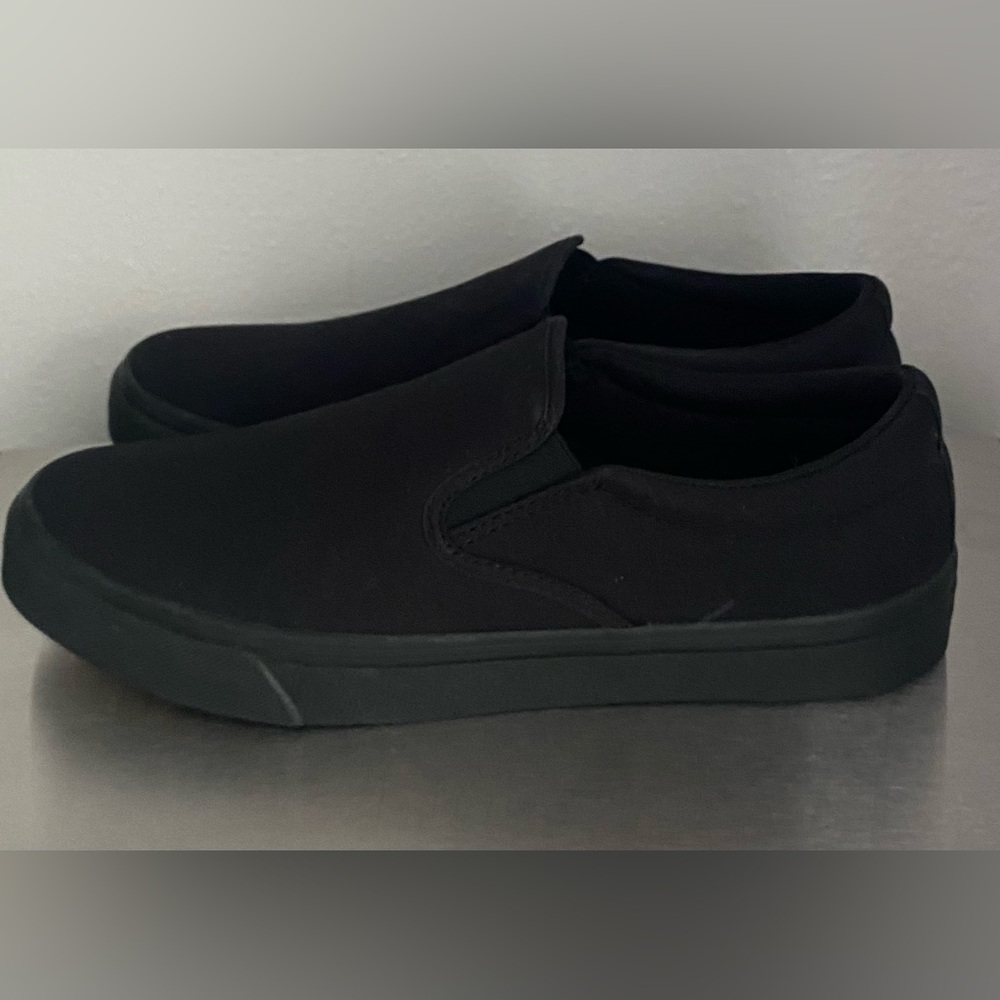 NWT.. Slip-On Black Canvas Shoes with Rubber Sole - Picture 2 of 11